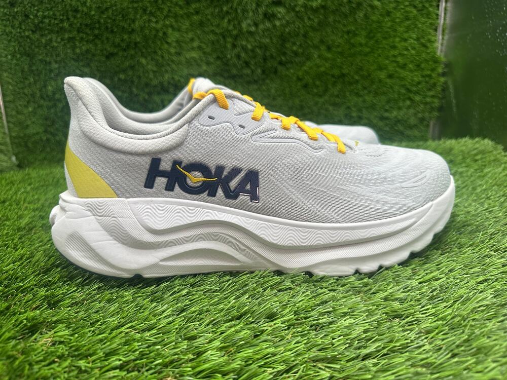 Hoka One One Arahi 8 1168690-SSTC Athletic Sneaker Men's 10.5D Gray Jacquard Gym
